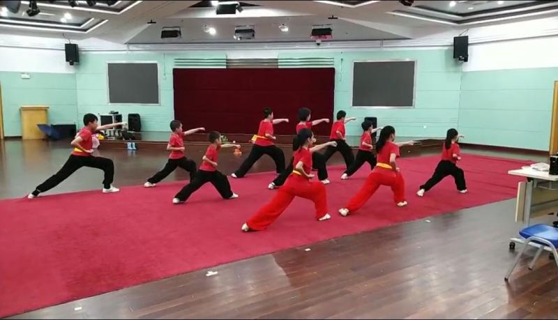 �Ϻ�������<a href= target=_blank class=infotextkey>����</a>���ֲ�