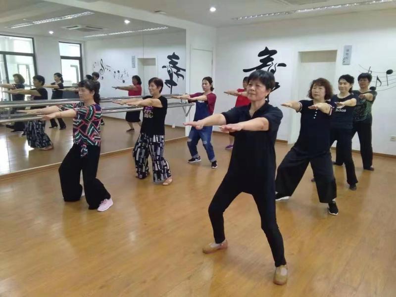 �Ϻ�������<a href= target=_blank class=infotextkey>����</a>���ֲ�