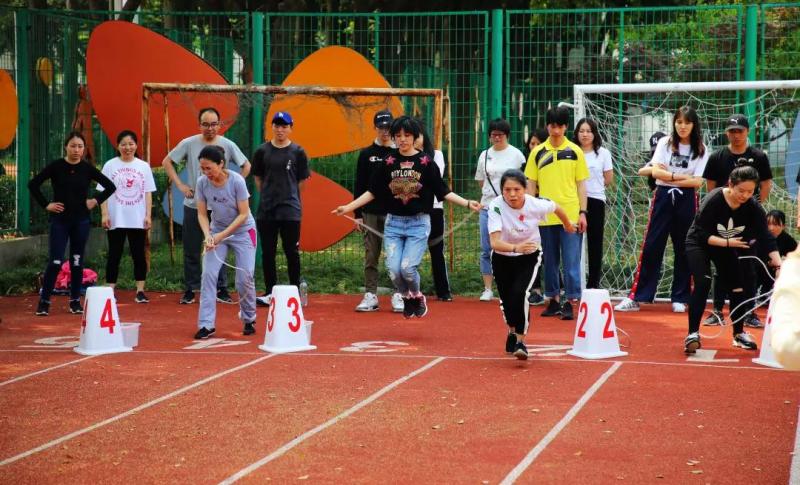 �Ϻ�������<a href= target=_blank class=infotextkey>����</a>���ֲ�