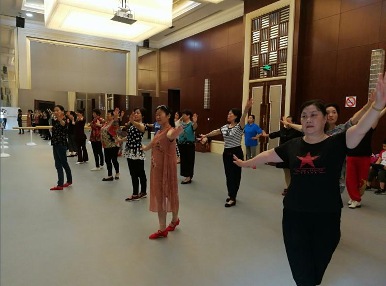 �Ϻ�������<a href= target=_blank class=infotextkey>����</a>���ֲ�