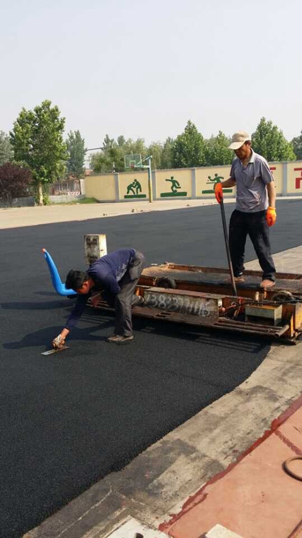 ���ص�һ��ѧ