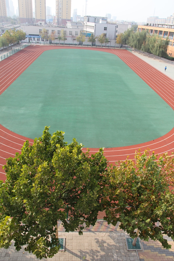 ���ϵ�һʵ��Сѧ