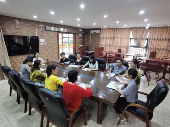 �����ž��ֿ���ѧУ��ʵ��˫�������¿��ý�ѧģʽ