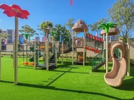 ����ֵ�����ں�����ɽ����һ�ҹ����׶�԰