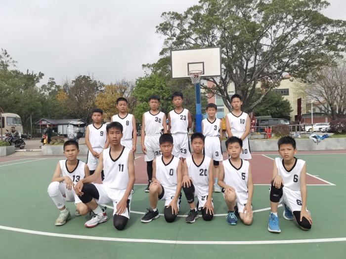 ���ľ���չ��ɣ�������չӢ��