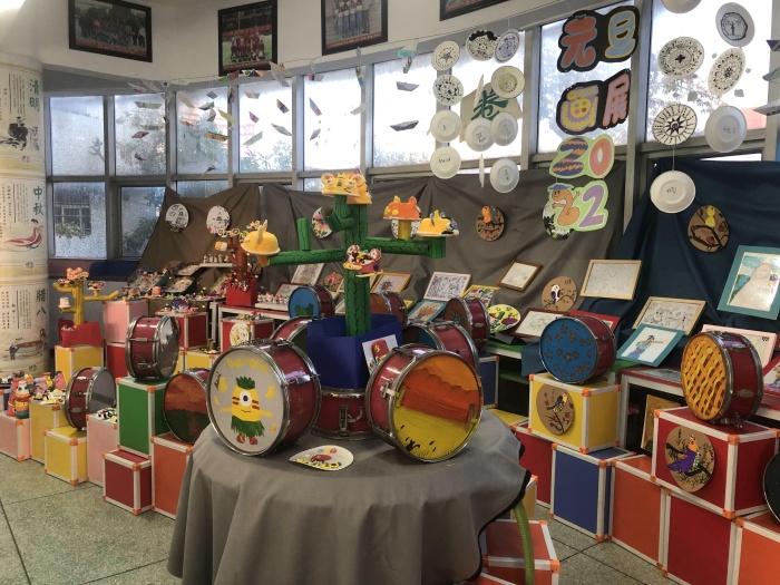 �滭չ��ɣ�ī����Ԫ��