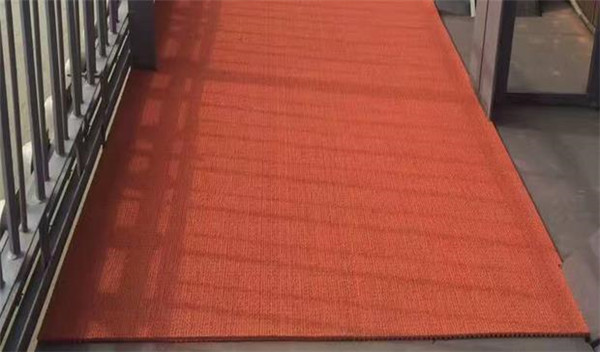 Ԥ��ʽ�����𽺾����ܵ�