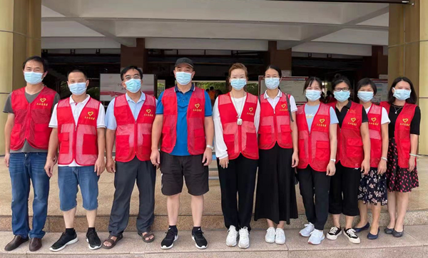 �����С����ΪȺ�ڰ�ʵ�� һ�������������