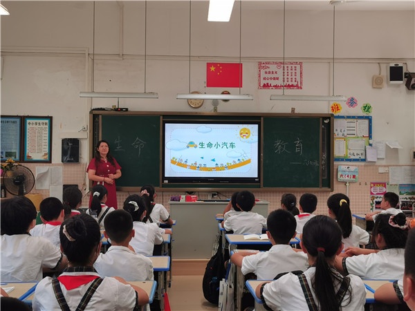 �ػ��������⣬���������ɳ�