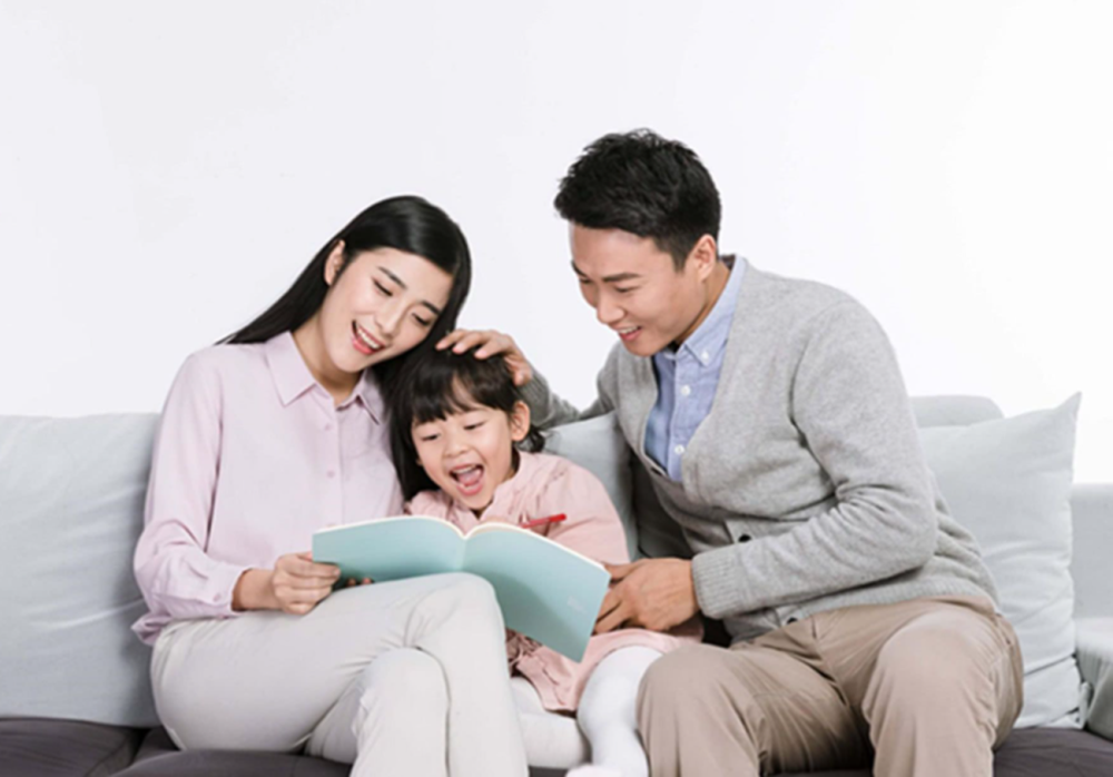 ɽ��һ��Сѧ�������ұ������������˰ְ����̣���ʦҲ�ǰ��ף�