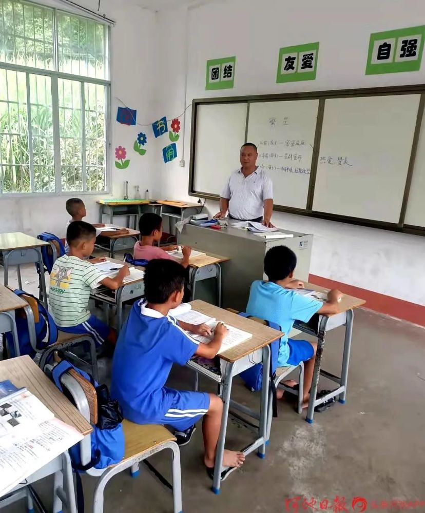 ��������ʦΤ�Ʋ����������37�� ���ഺ�Ͱ����׸�������