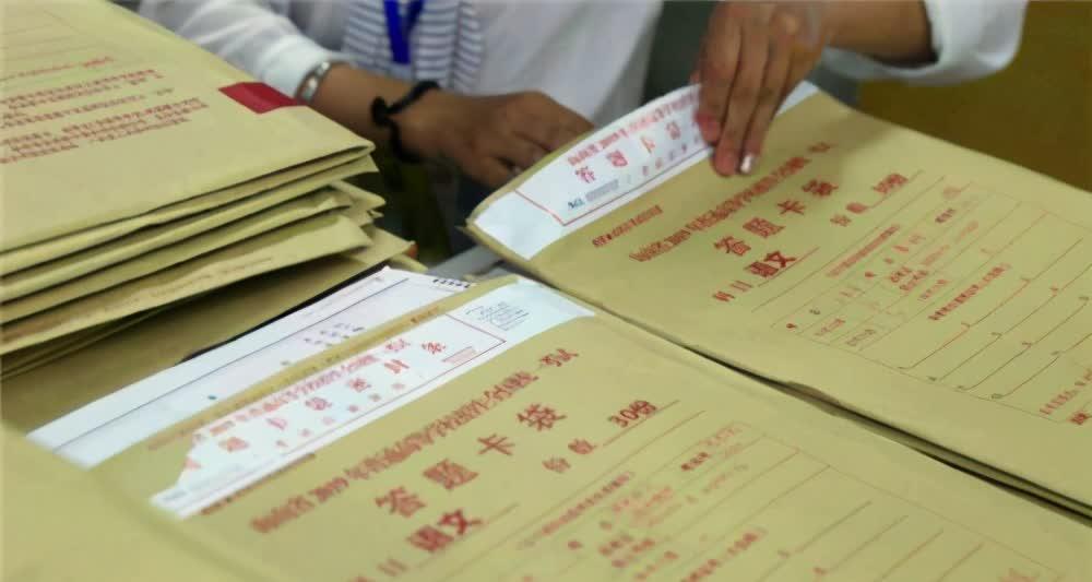 �߿��Ծ�Ϊ���ڼ���ӡˢ��ѧ�ߣ�������Ӳ��������������޷�����