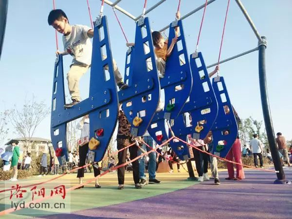 ������԰������