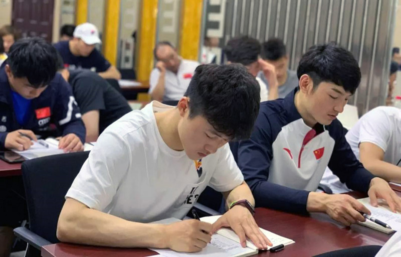 �����ܾ�