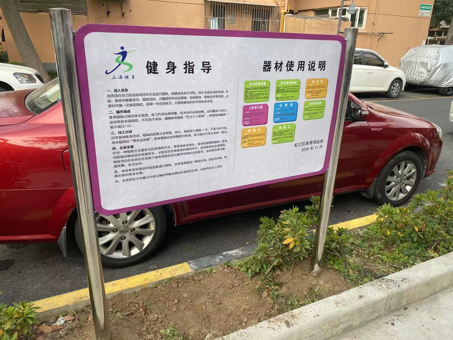 ������ί����Է��