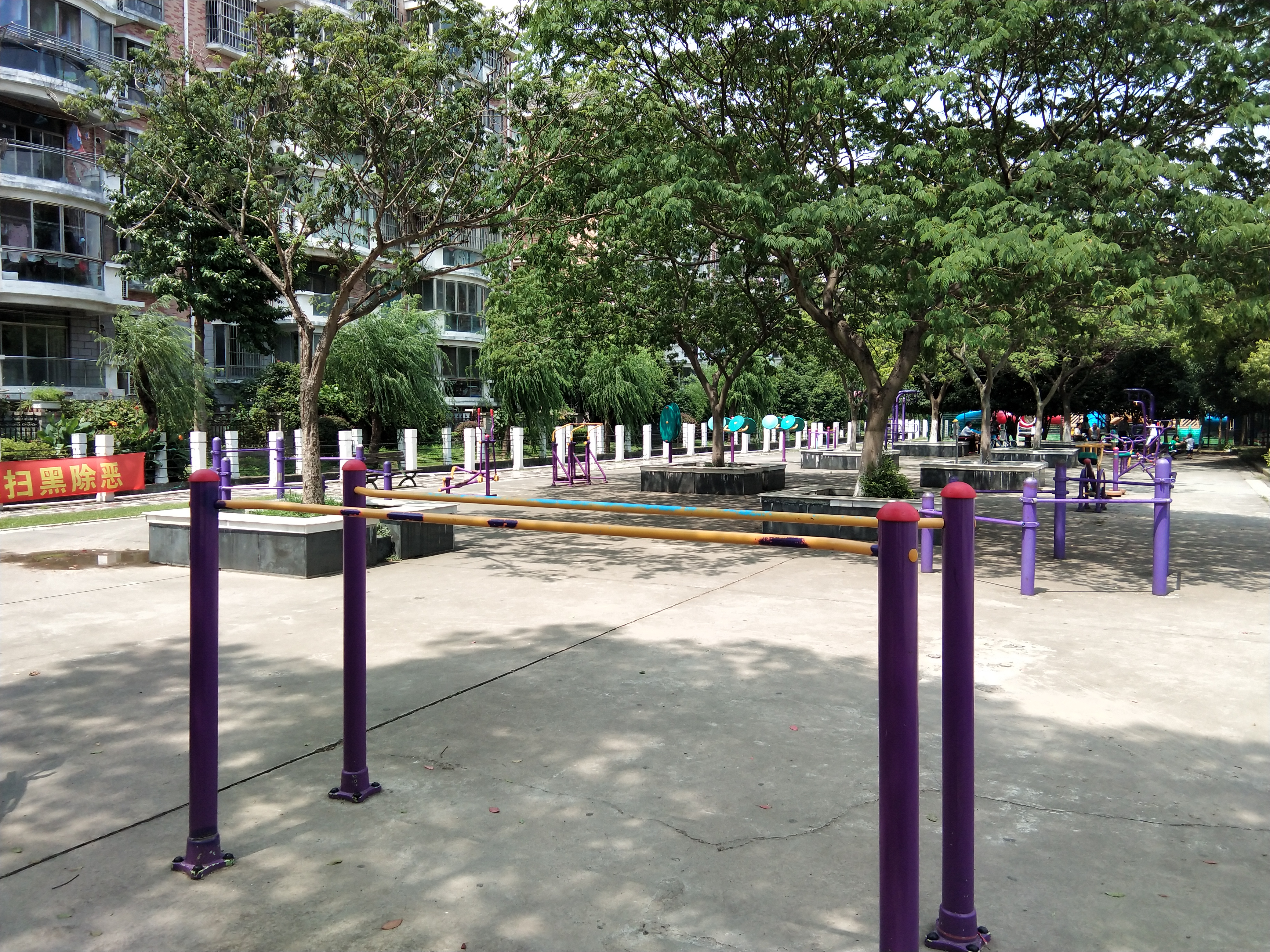 ���ɽֵ����Ͼ�ί�������ǽ���Է��