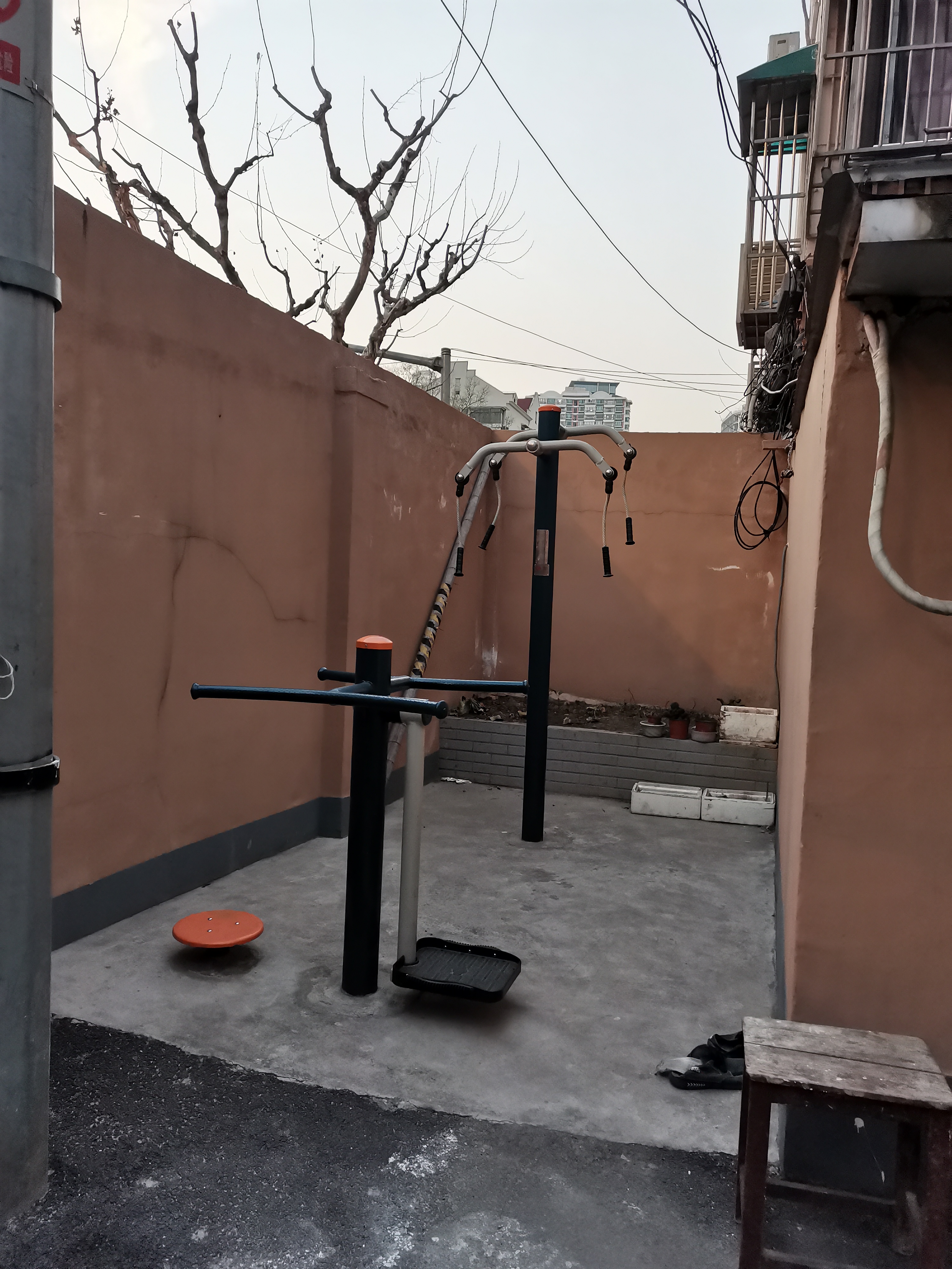 ����������·�ֵ����־�ί�����㣨����·968Ū��