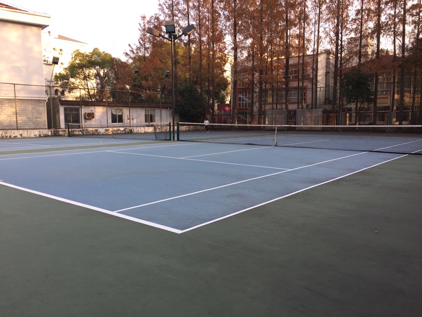 ��ƽ��Է������