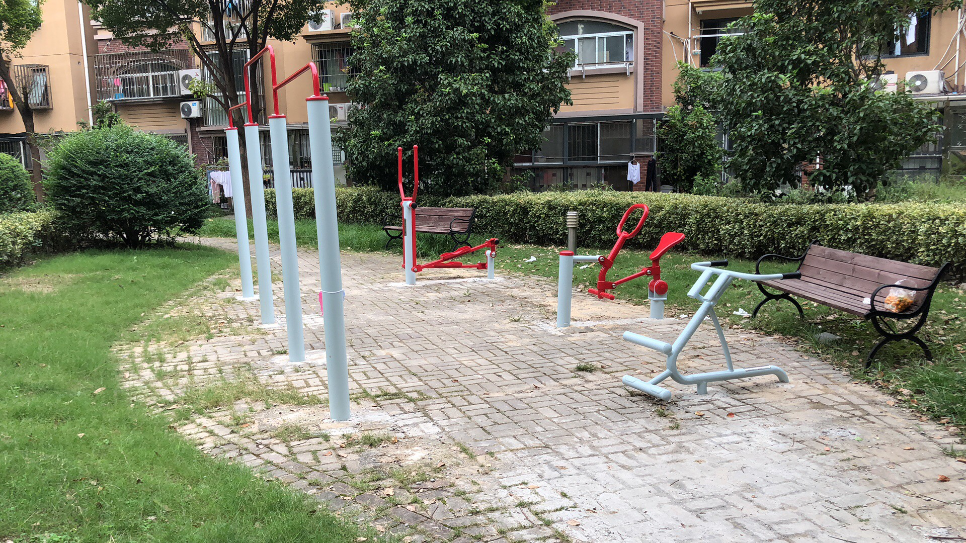 ��һ�ӽ�����